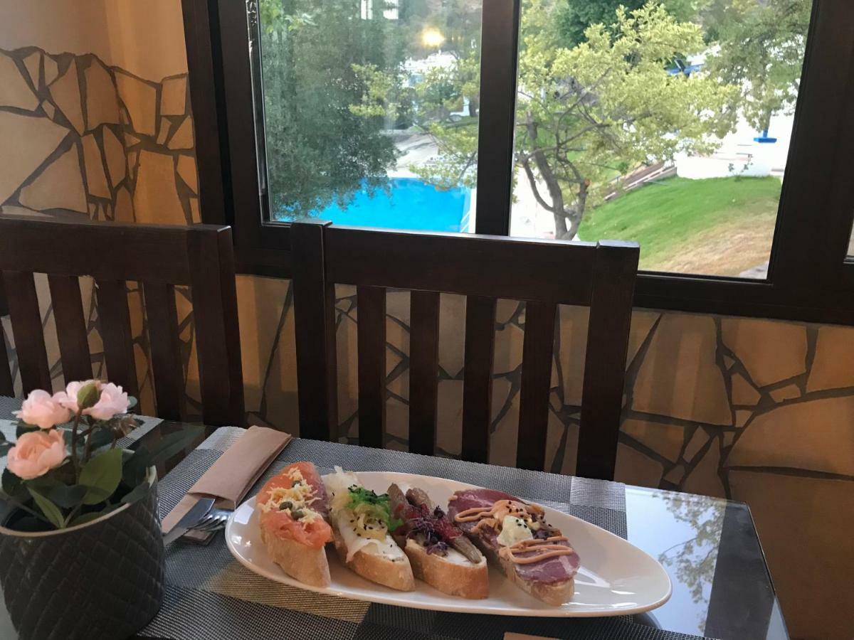 Hotel Rural & Restaurante Las Camaretas Cortes de la Frontera Εξωτερικό φωτογραφία